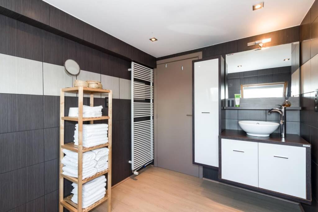Duplex Appertement Met Zicht Damse Vaart @ Brugge 아파트 외부 사진
